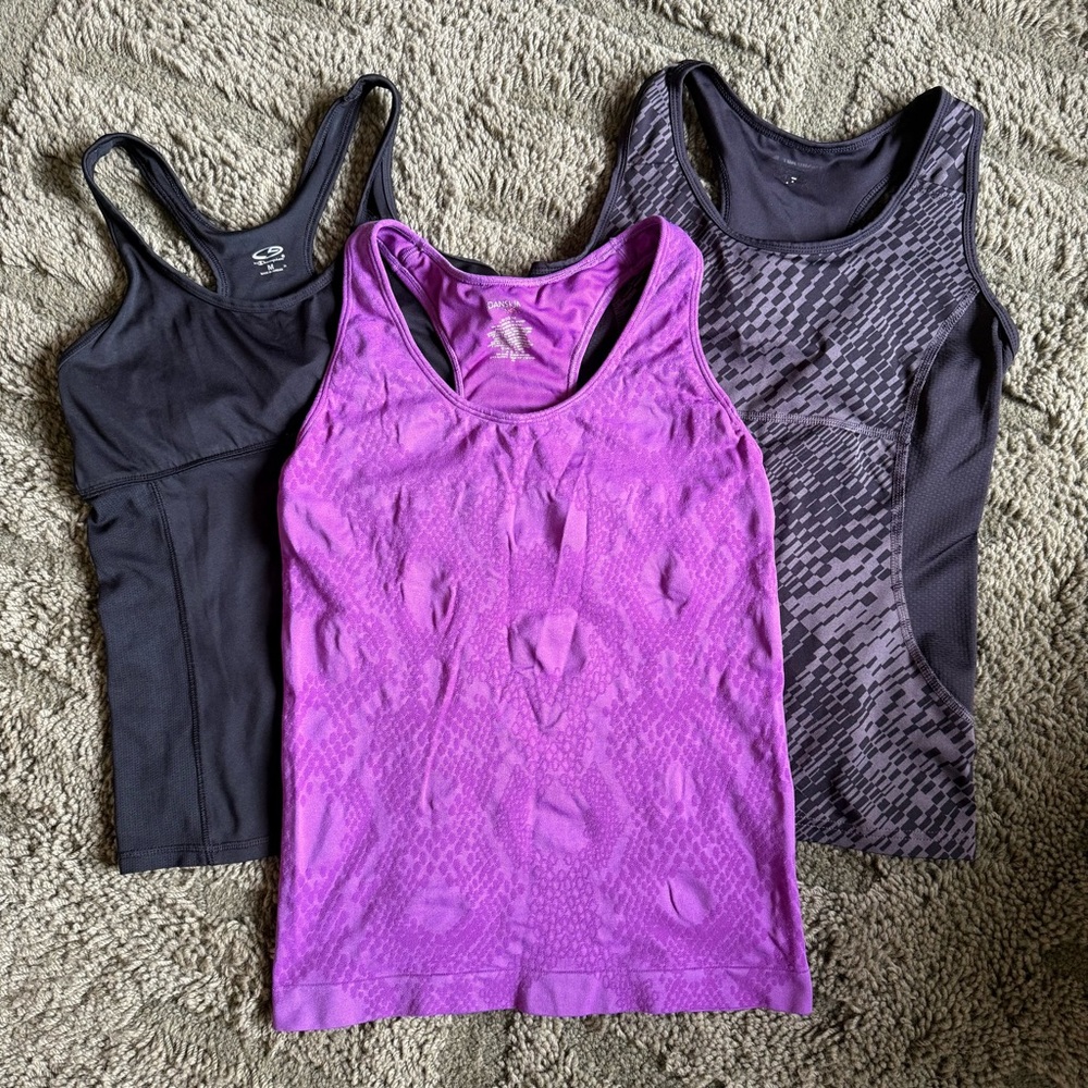 Althetic Racerback Tank Bundle - Picture 2 of 8